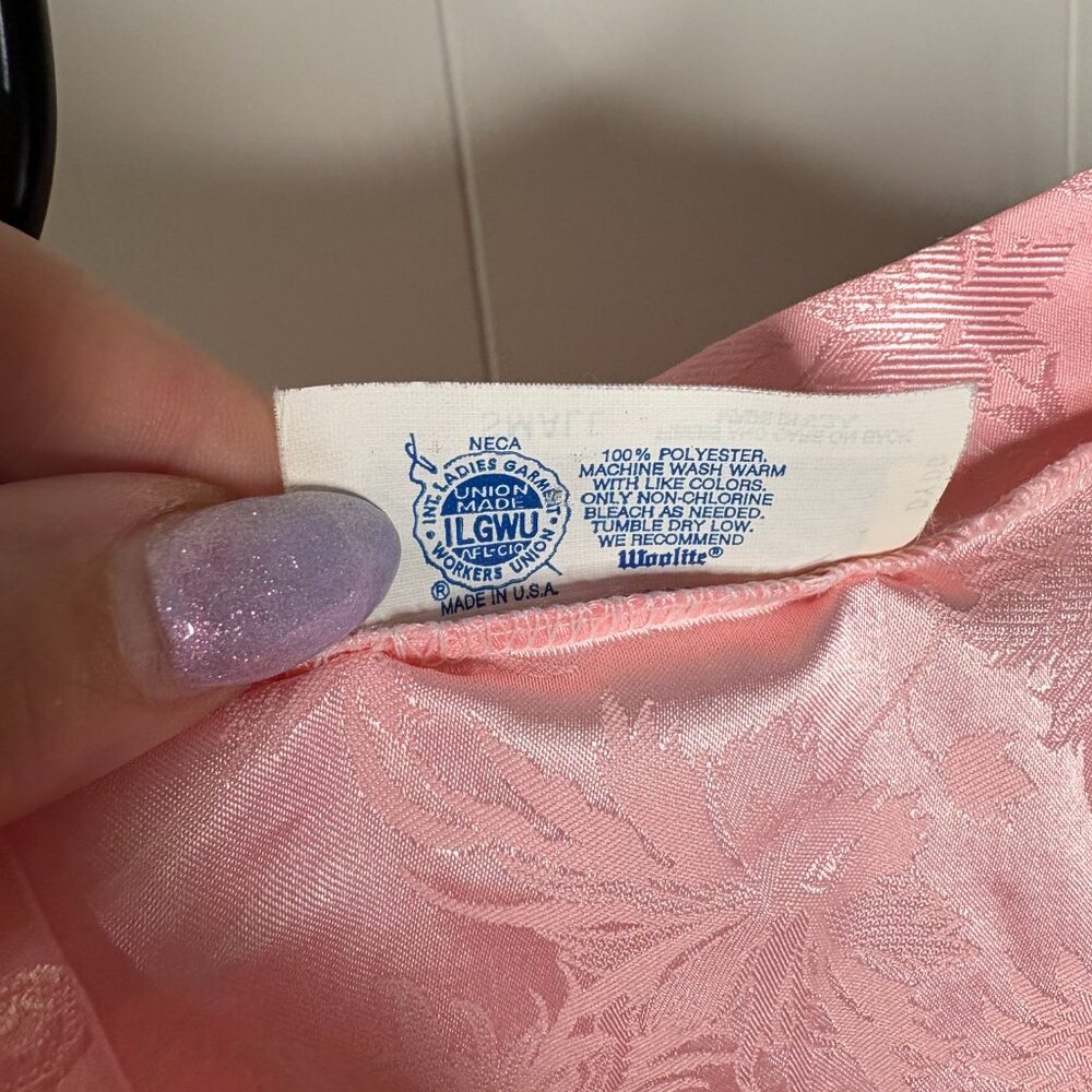 Vintage Lily of France Short Robe Womens S Lingerie Sleepwear PJs Pink Satin - Picture 3 of 5